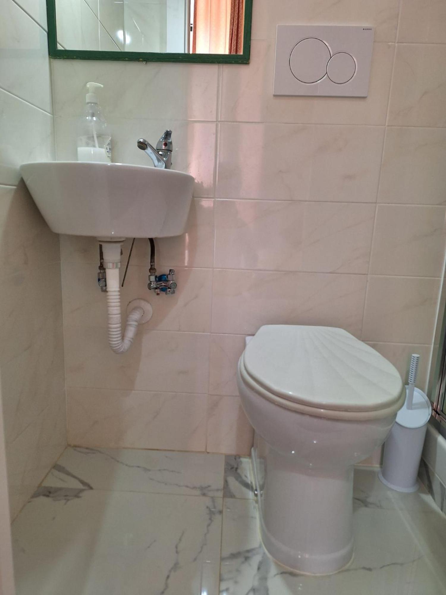 Casa Fanti 57 Hostel Roma Ngoại thất bức ảnh